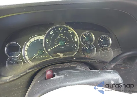 2002 Chevrolet Silverado 1500 Ls z USA, uszkodzony, nr VIN 2GCEC19V821254497